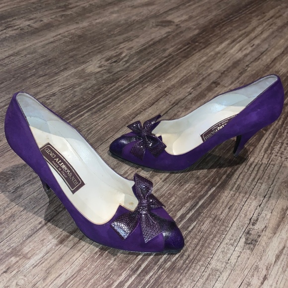 Italian Purple Heels with Bows - Picture 1 of 4